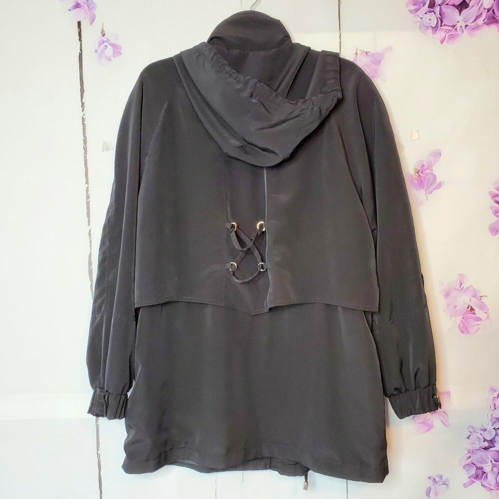 NY Classics Cape Lightweight Button Hooded Jacket M - Picture 2 of 9